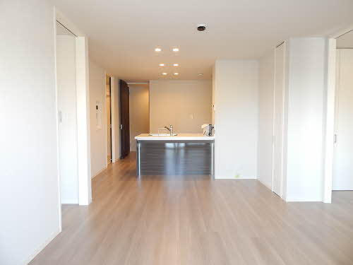 BEREO STAGE 新鳥栖の居間・リビング|広いリビング★