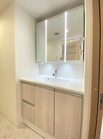 イトーピア星置シティビュー弐番館の独立洗面台