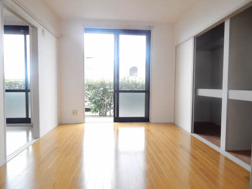 ビューハイツ小森野 D棟のバルコニー|陽当たり良好なバルコニーです♪