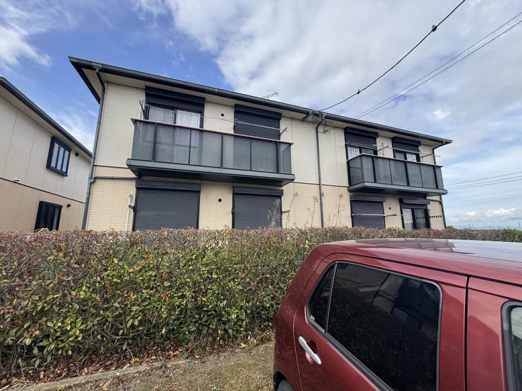 ビューハイツ小森野 D棟の駐車場|駐車スペースもあります☆