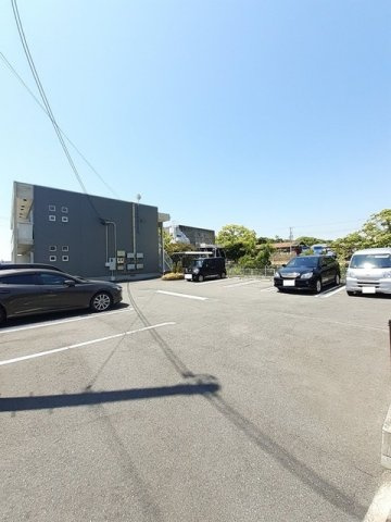 カーサ　エスペランザの駐車場