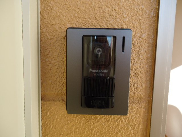 なでしこの内装|カメラ付インターホン外