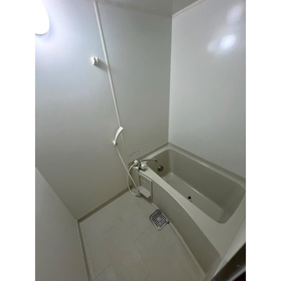 【浴室】 | サンプラザＣ | ※202号室の画像です