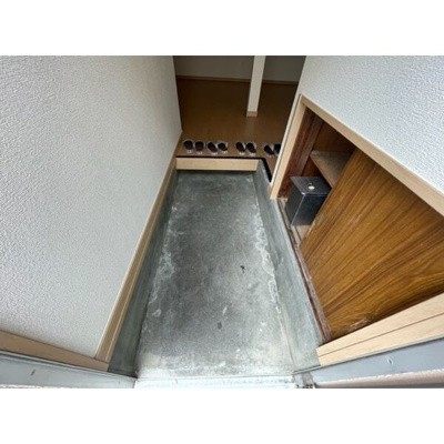 【玄関】 | 寿町貸家