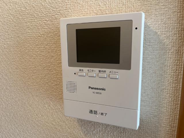 ファームハウス・ヒーローの内装|カメラ付インターホン