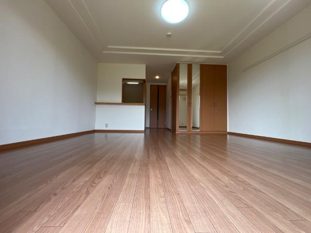 ファームハウス・ヒーローの内装|洋室