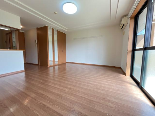 ファームハウス・ヒーローの内装|洋室