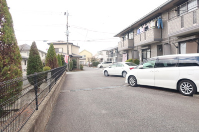 駐車場１台付き♪