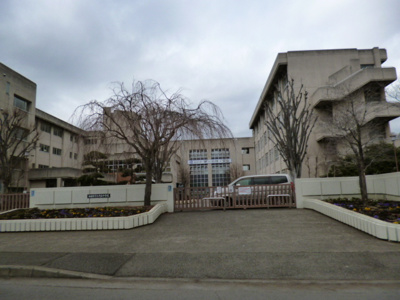 相模原市立内出中学校まで850ｍ