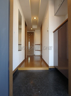 【玄関】 | K&Aビル | 玄関