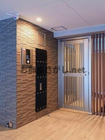プラムツリー神楽坂【ペットOKの有名デベロッパー施工のマンション／11月中旬入居可】のエントランス|毎日通るエントランスはこのようになっています
