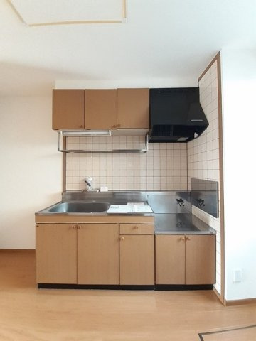 アル・カーサルのキッチン|きれいなキッチンです