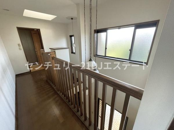 【その他】 | ２階廊下（吹抜け）