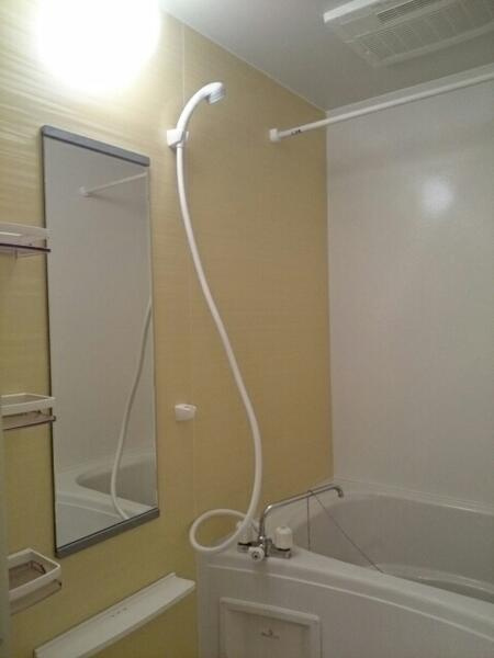 ヴィラ　ピース　Ａの浴室