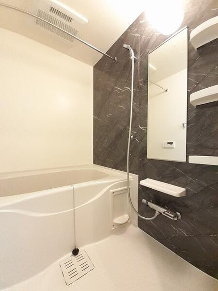 パラダリア　Ｃの浴室