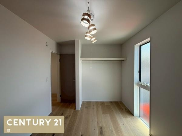 海南市且来　新築戸建の洋室