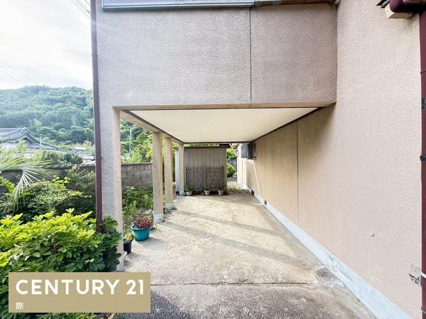 和歌山市日野　中古戸建の駐車場