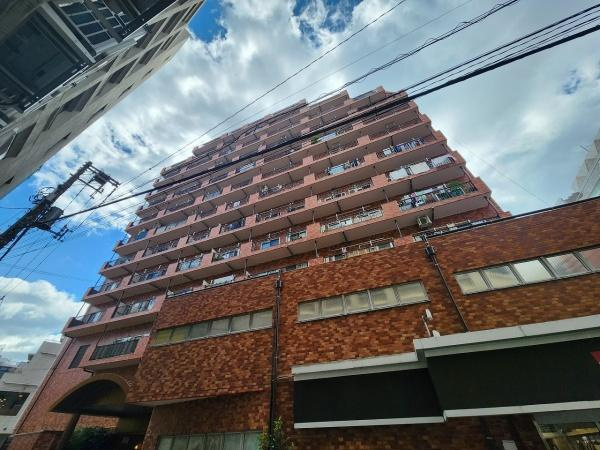 シャンボール三軒茶屋の外観