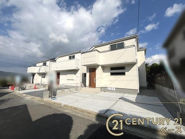 リーブルガーデン泉台 ３号棟 ／新築一戸建