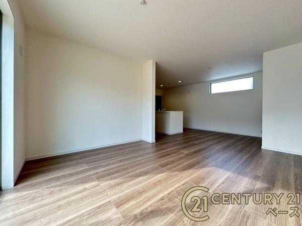 リーブルガーデン龍田 ２号棟 ／新築一戸建の内観：施工例|■収納力と使いやすさを追求したシステムキッチンです！■