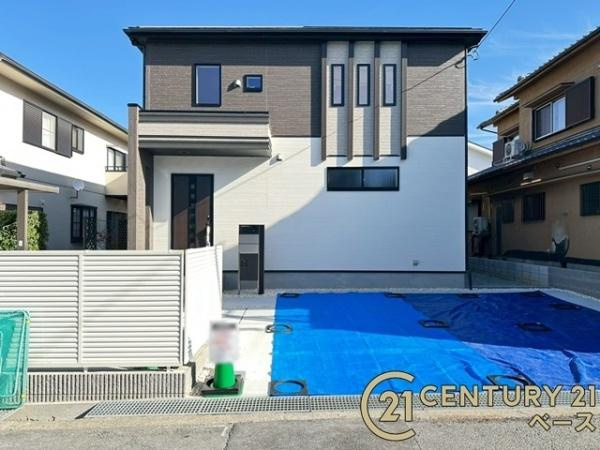 大和郡山市九条町 ／新築一戸建