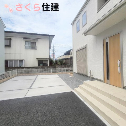 第1下野石橋　2号棟の駐車場|並列で2台駐車が可能です◎