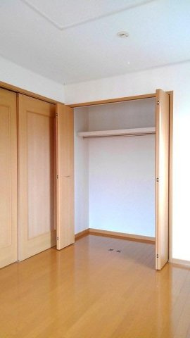 シャン　プラースＡの収納