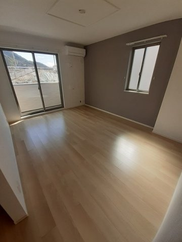 シャトレ・カズＢの居間・リビング