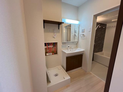 【洗面所】 | Ｂｅｌｌａ　Ｆｏｒｅｓｔａ | 忙しい朝には欠かせない洗面所です