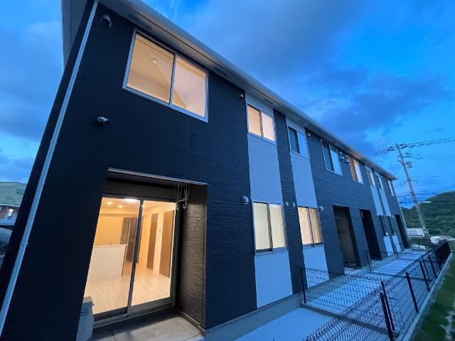 【エントランス】 | Ｂｅｌｌａ　Ｆｏｒｅｓｔａ | 即日案内可能です♪現地待ち合わせOK！どの物件でも当社でお得にご案内できますのでまとめて内覧ください♪