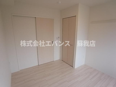  | メルヴェール コリーヌ