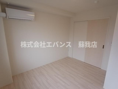  | メルヴェール コリーヌ