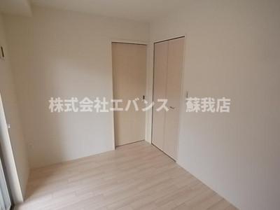  | メルヴェール コリーヌ