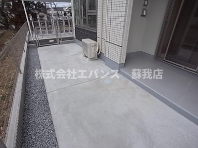 【バルコニー】 | メルヴェール コリーヌ