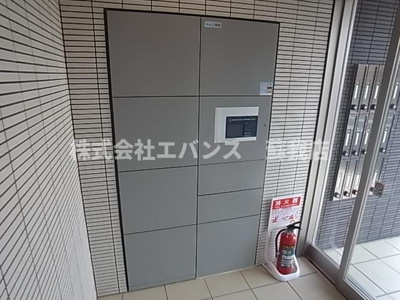  | メルヴェール コリーヌ