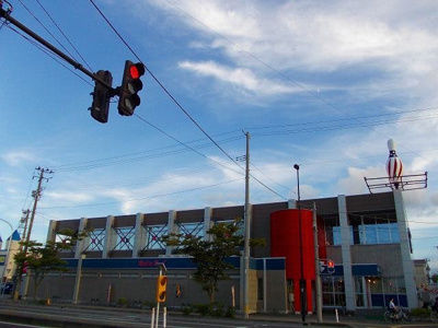 【周辺】 | ＳＵＮＲＩＳＥ２１ | ロックンボウルまで350m