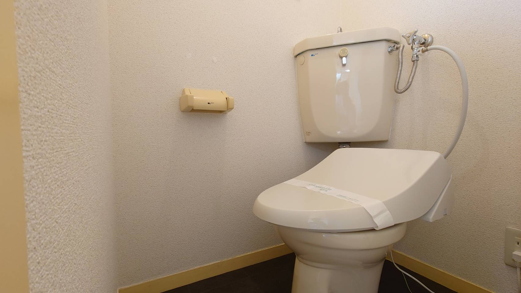 ハイツユーカリのトイレ|ゆったりとした空間のトイレです