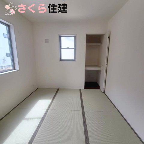 第1下野石橋　3号棟の和室|リビング隣の4畳の和室は来客時や、小さなお子様のスペースとしても活用いただけます◎