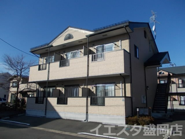 プレーヌ参番館の外観