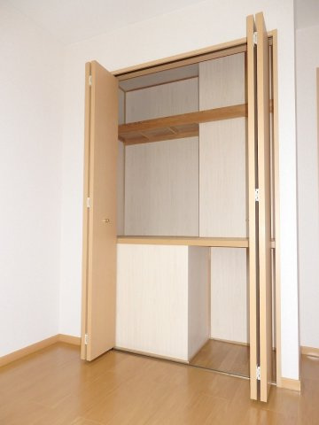 リヴェル　ブレ　Ｃの収納