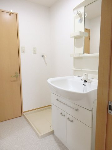 リヴェル　ブレ　Ｃの洗面所