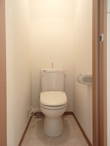 ボンジュール追分のトイレ|別部屋同一間取りのお写真となります。