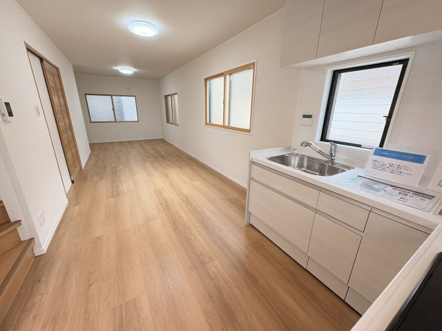 明石市田町２丁目　戸建の居間・リビング