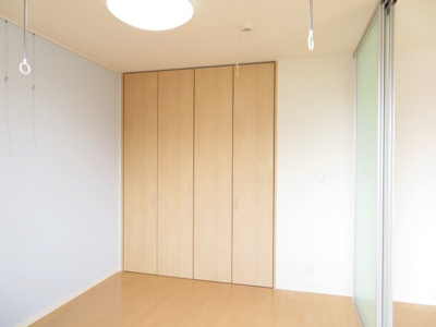 【洋室】 | エスポアメゾン B | 同タイプ別室