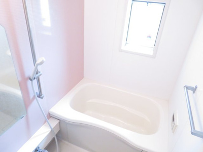 【浴室】 | エスポアメゾン B | 同タイプ別室