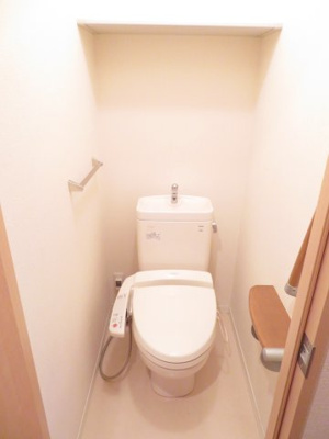 【トイレ】 | エスポアメゾン B | 同タイプ別室