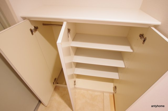 ES-Grande江坂公園　仲介手数料無料の収納