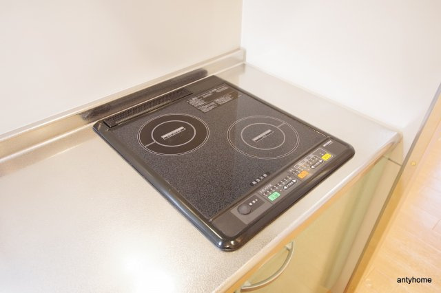 ES-Grande江坂公園　仲介手数料無料のキッチン