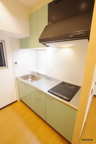 ES-Grande江坂公園　仲介手数料無料のキッチン