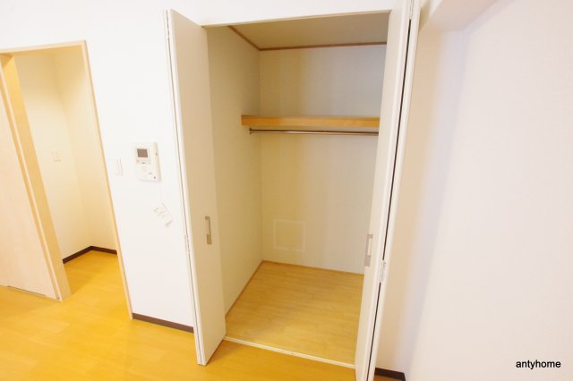 ES-Grande江坂公園　仲介手数料無料の収納